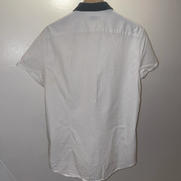 Kenneth Cole Reaction Men’s Short Sleeve Button Down - Picture 3 of 5